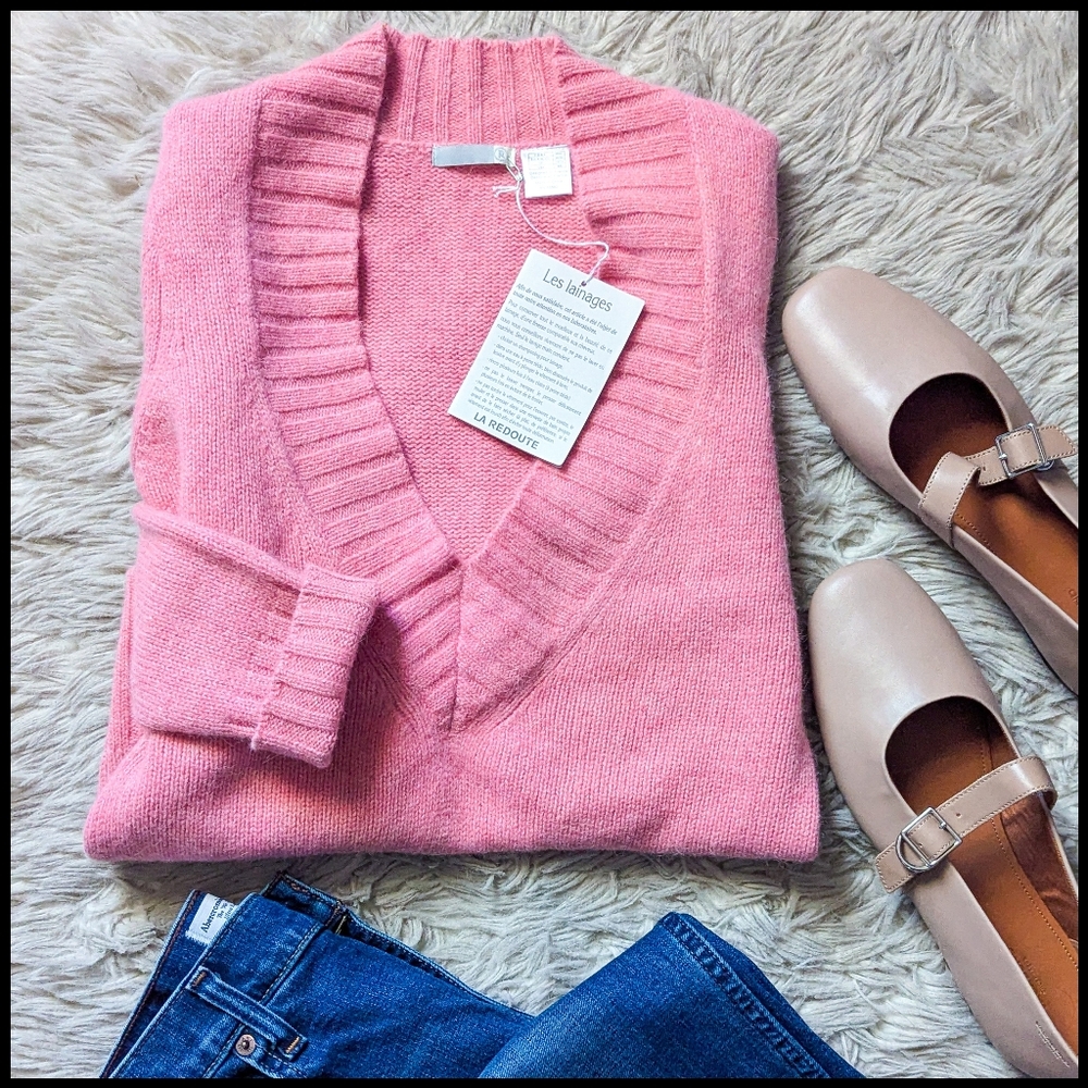 NWT La Redoute Lambswool V Neck Sweater in Pink